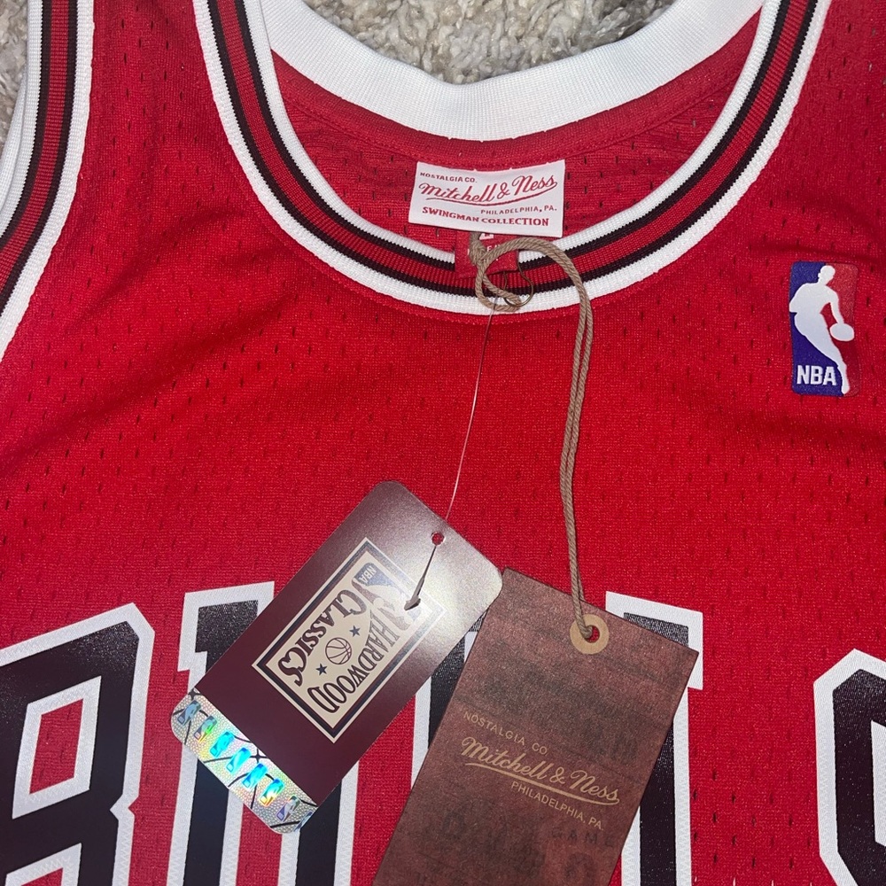 Mitchell & Ness Chicago Bulls Home 1997 Scottie Pippen Jersey Sizes Available - Picture 5 of 6